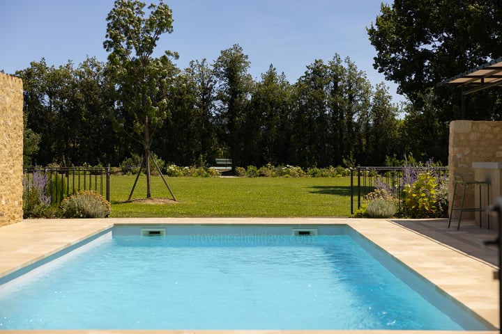 77 - Mas de la Lône: Villa: Pool