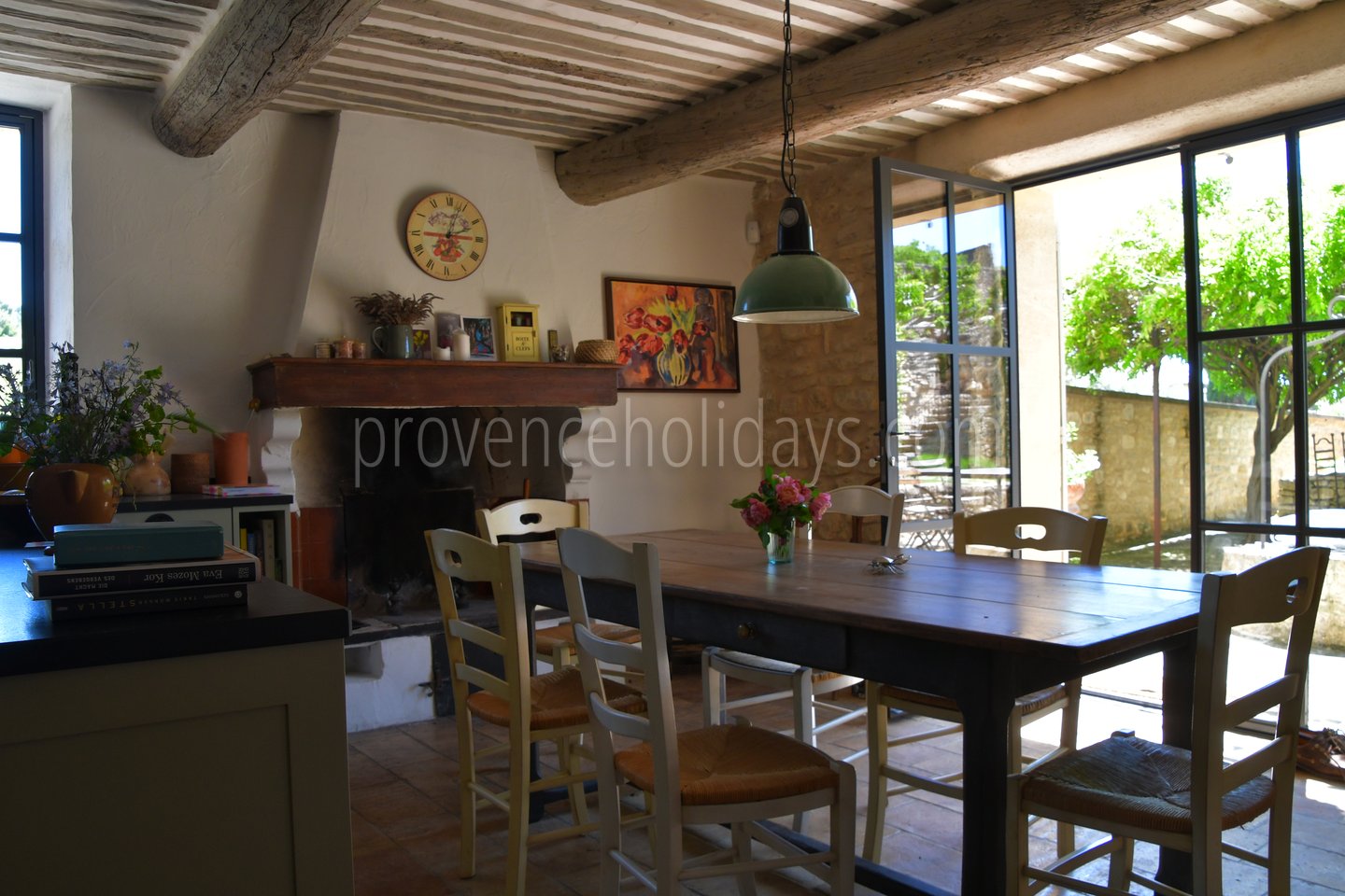 42 - Le Refuge du Soleil: Villa: Interior