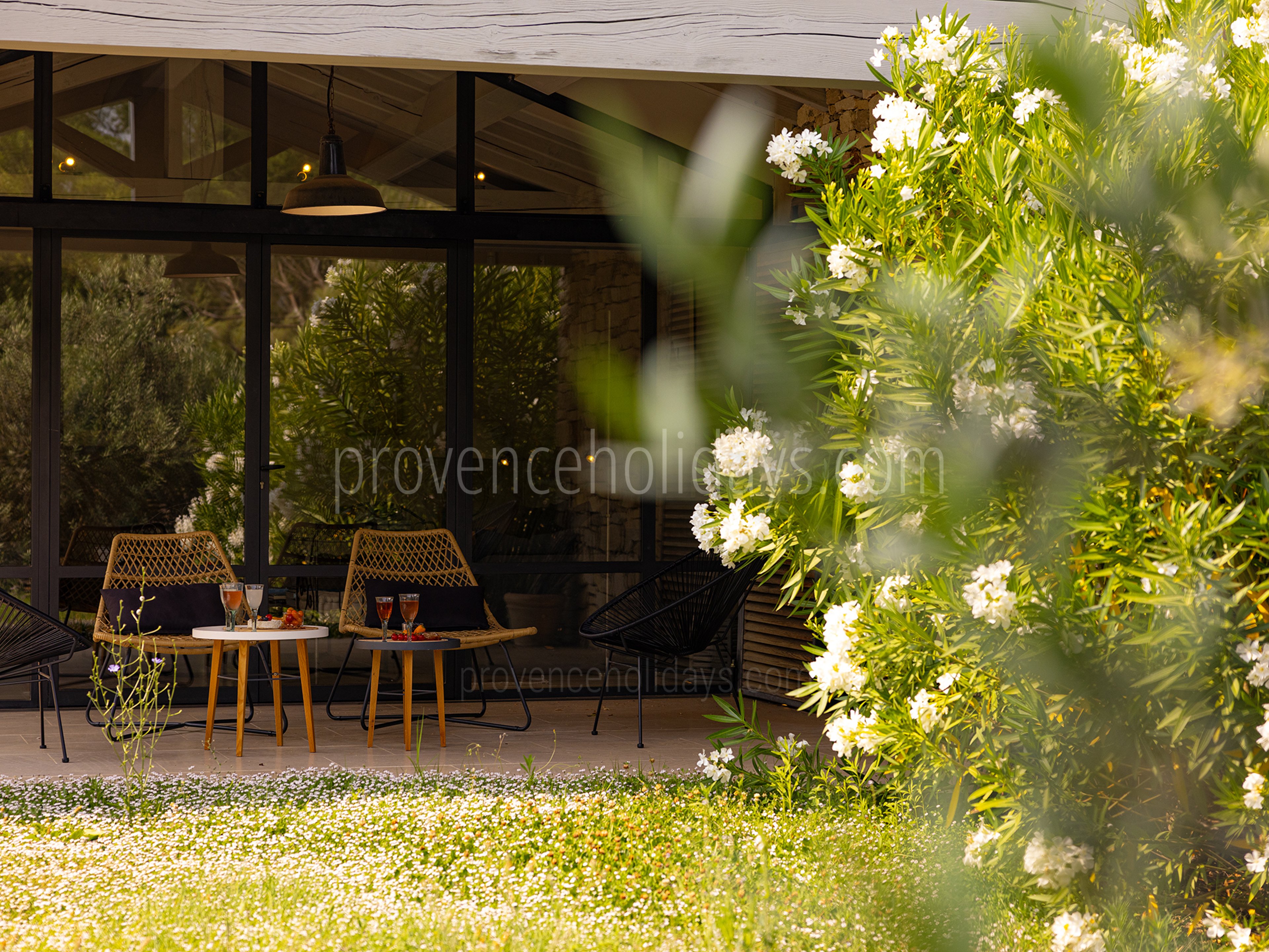 7 - Mas de Marguerite: Villa: Exterior