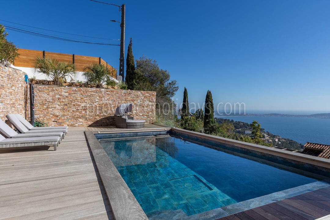 21 - Villa Cali: Villa: Pool