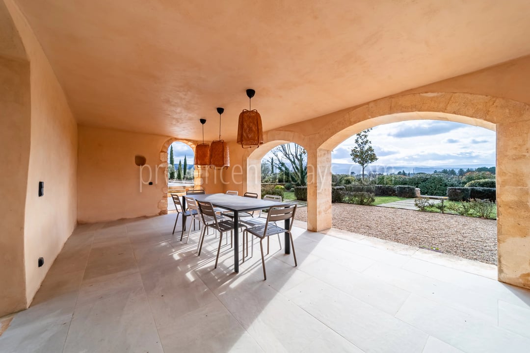Renovated property with panoramic views in Bonnieux Provençal residence in Bonnieux - 7