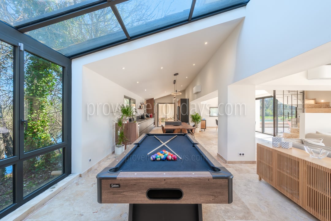 26 - Mas du Canal: Villa: Interior