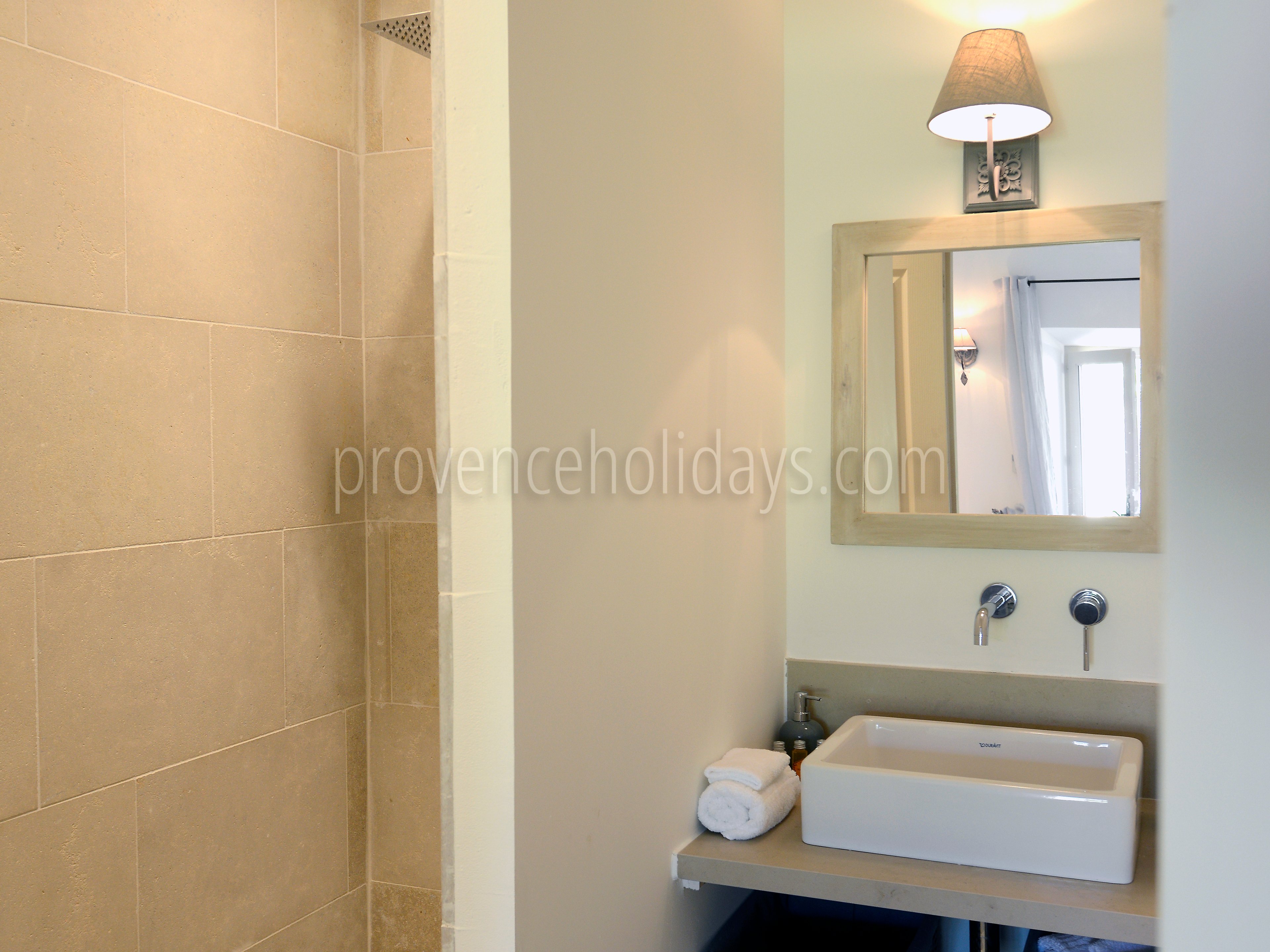 20 - Mas du Bois d\'Or: Villa: Bathroom 1