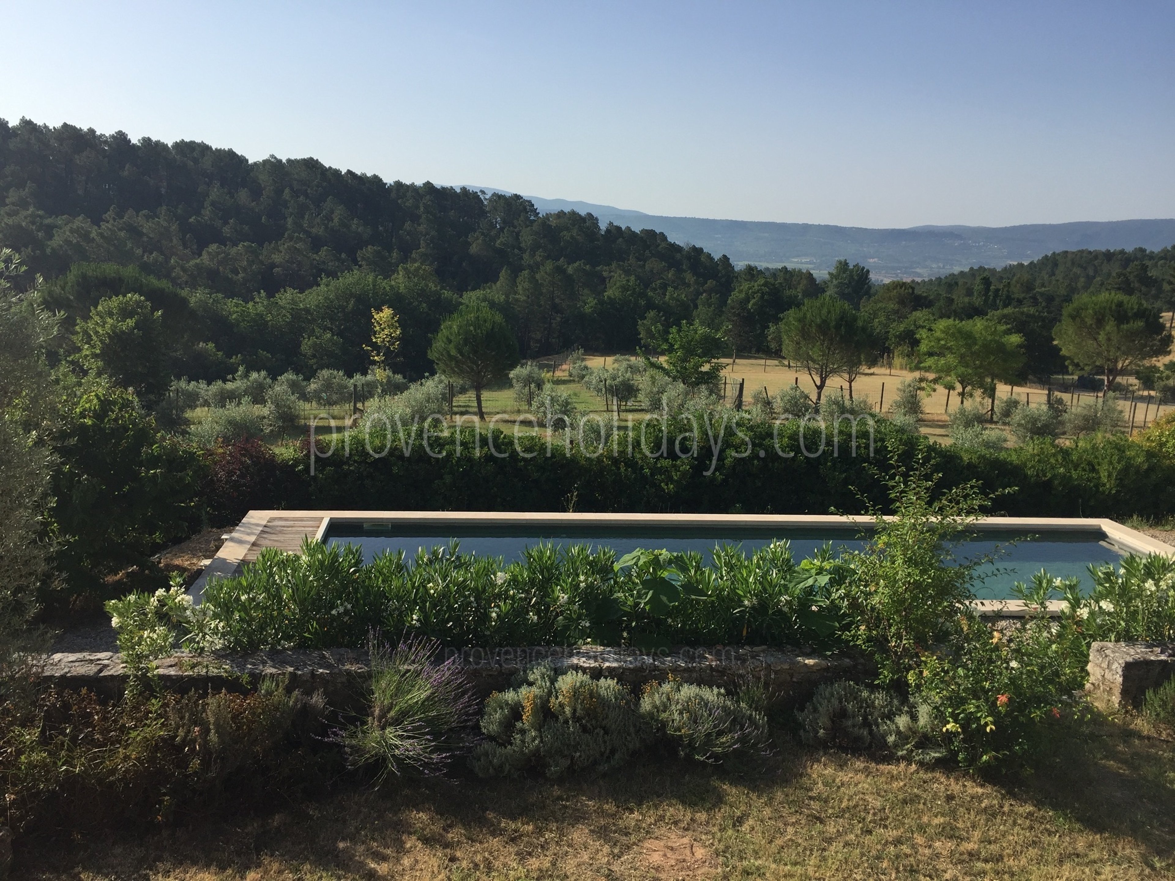 13 - Mas des Ocres: Villa: Exterior