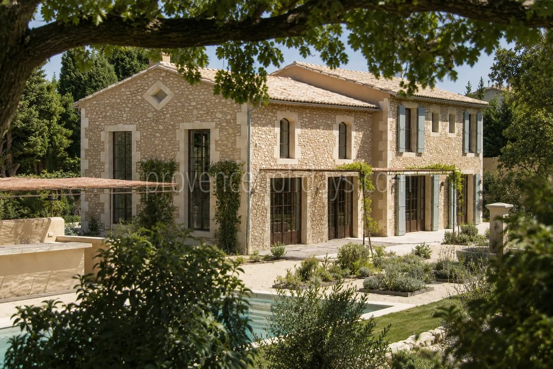30 - Mas contemporain à Eygalières: Villa: Exterior