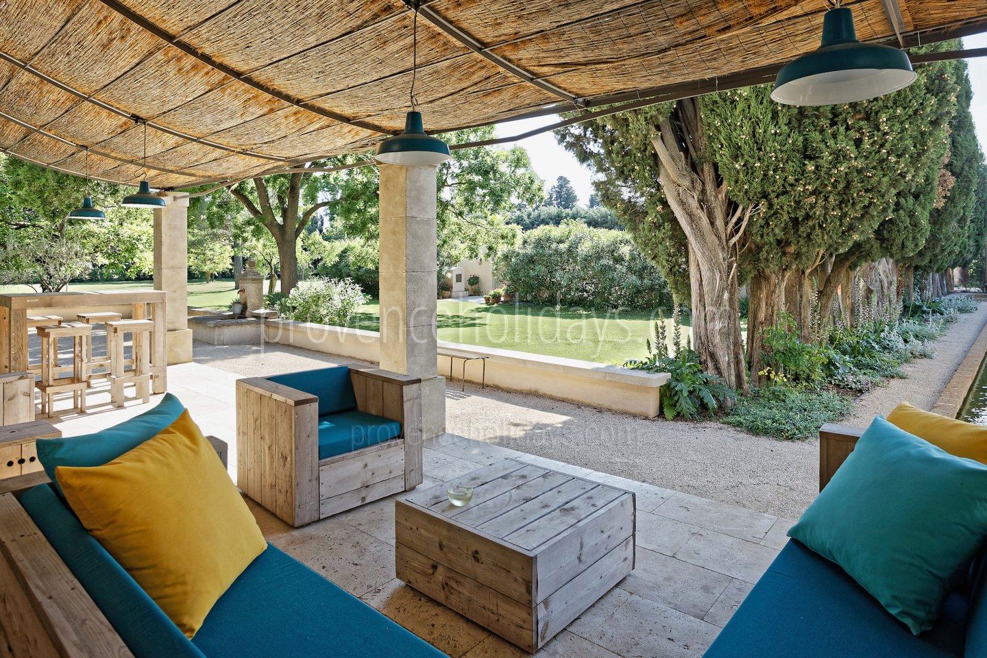 23 - Mas des Étoiles: Villa: Exterior