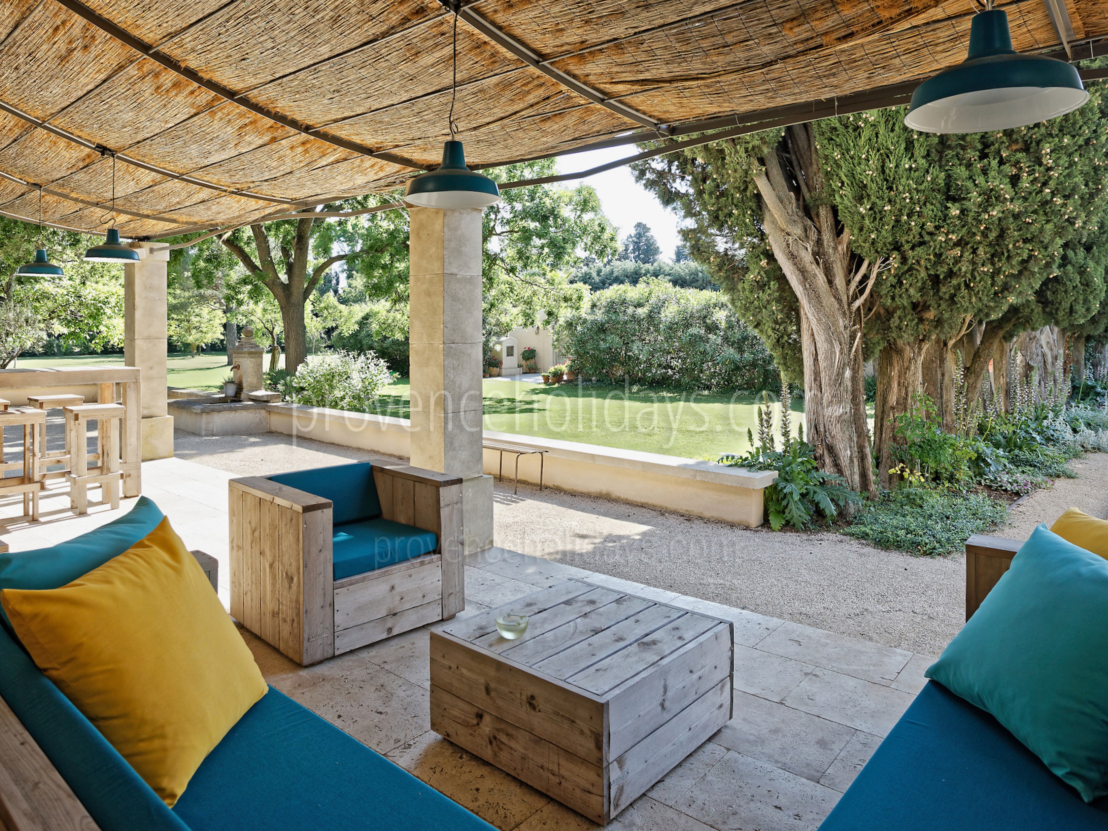 23 - Mas des Étoiles: Villa: Exterior