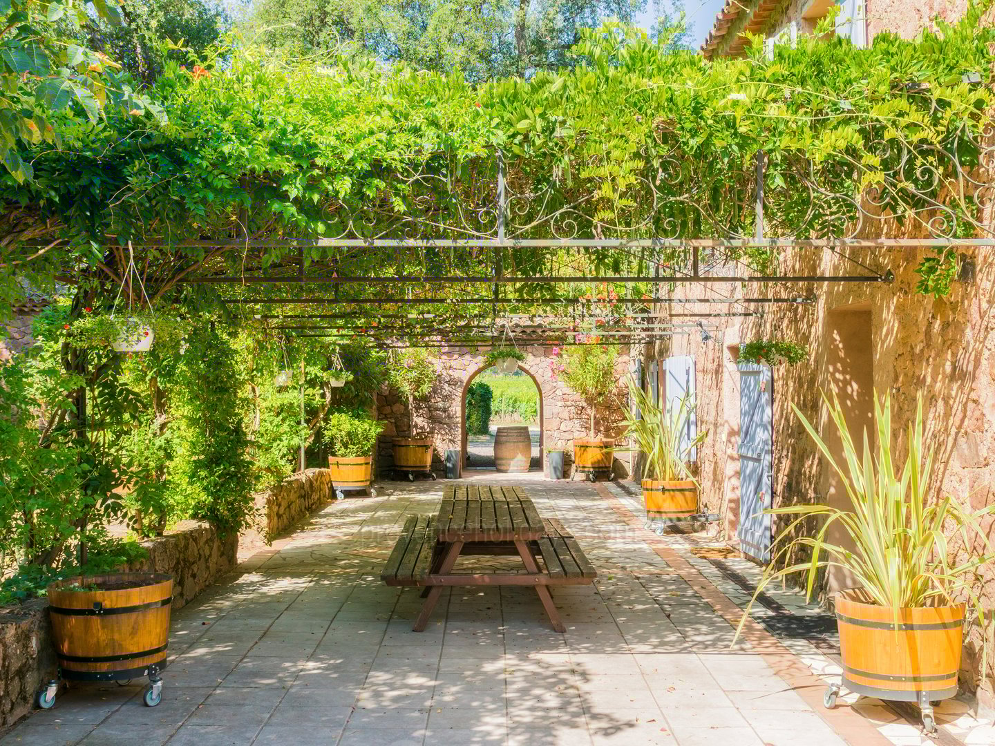 2 - Bastide du Var: Villa: Exterior