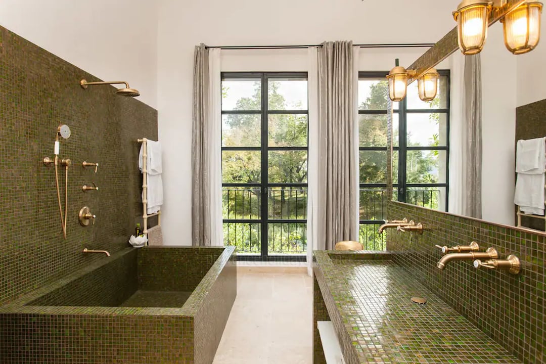 48 - Bastide de Goult: Villa: Bathroom