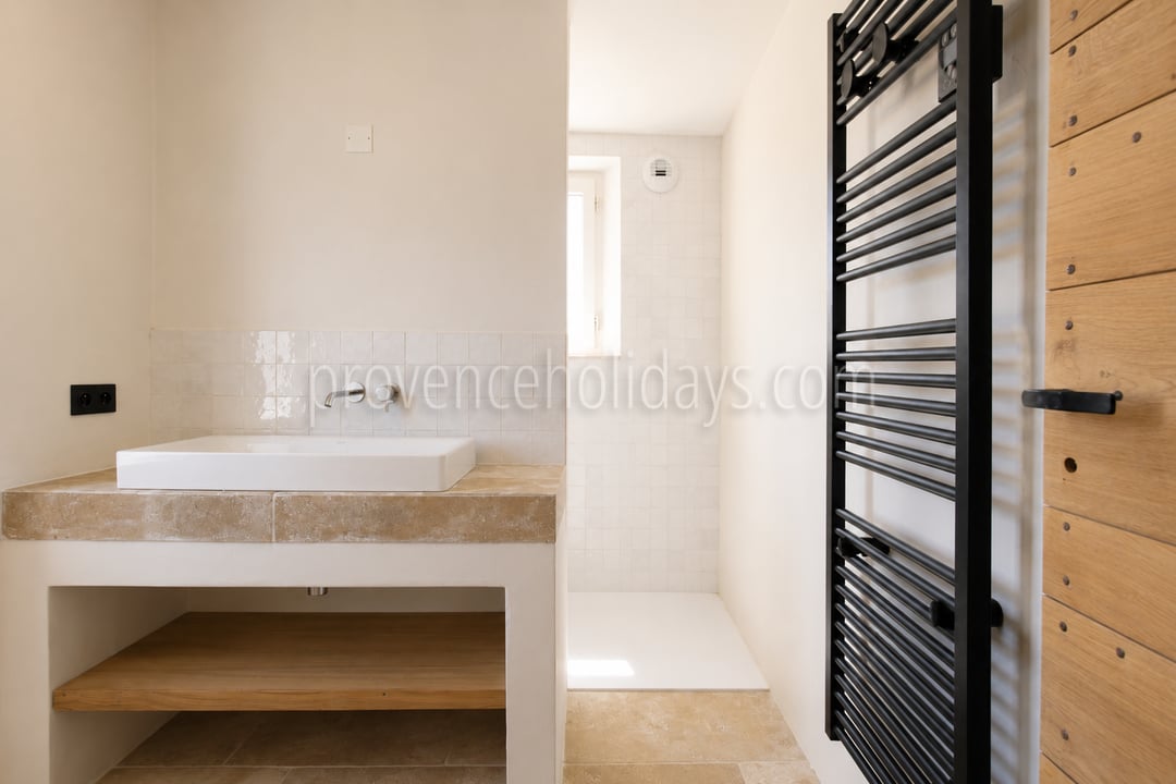 61 - Mas provençal à Eygalières: Villa: Bathroom