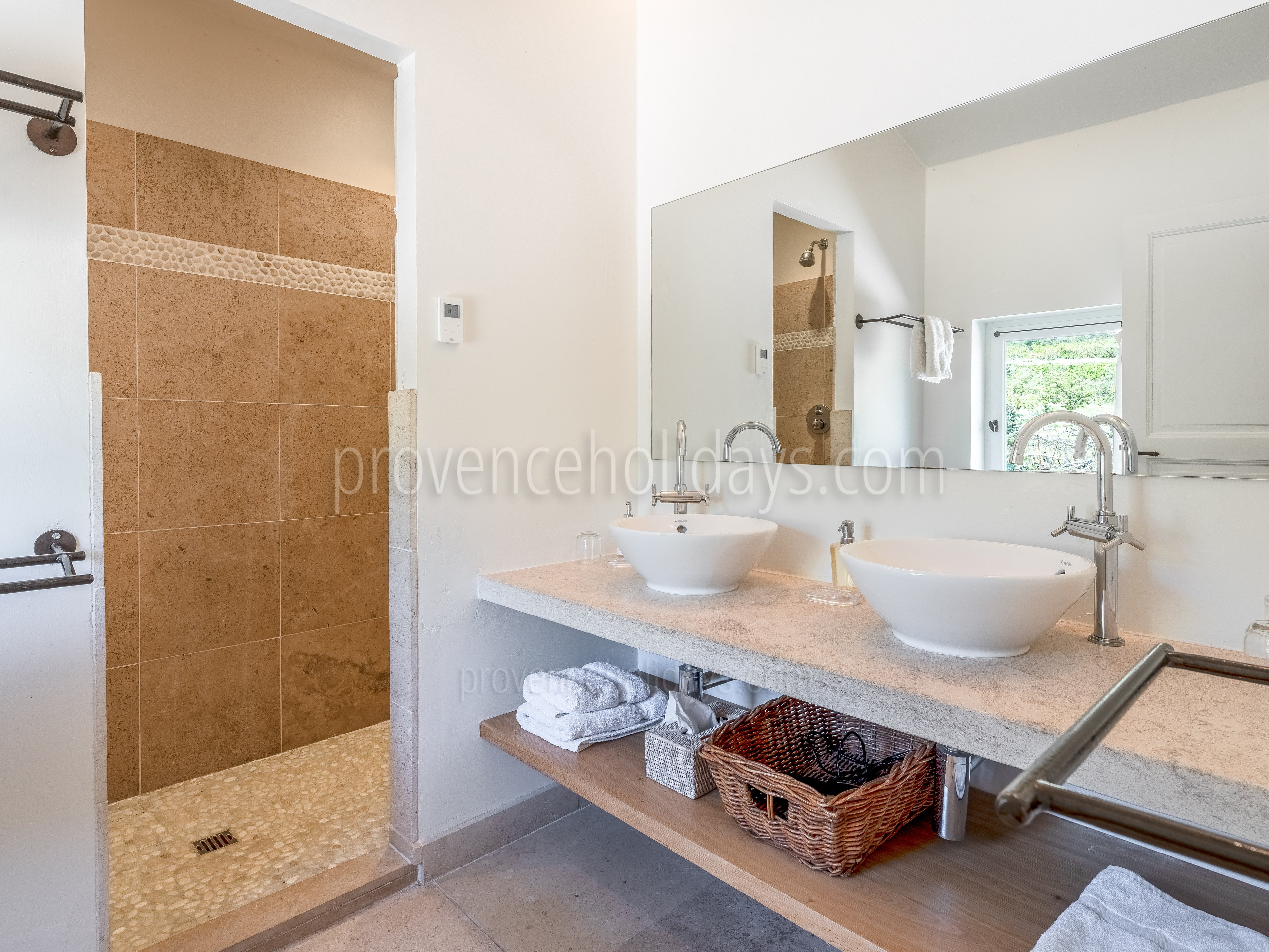 43 - Le Mas des Vignes: Villa: Bathroom
