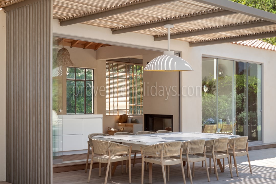 16 - Domaine Aurea: Villa: Exterior