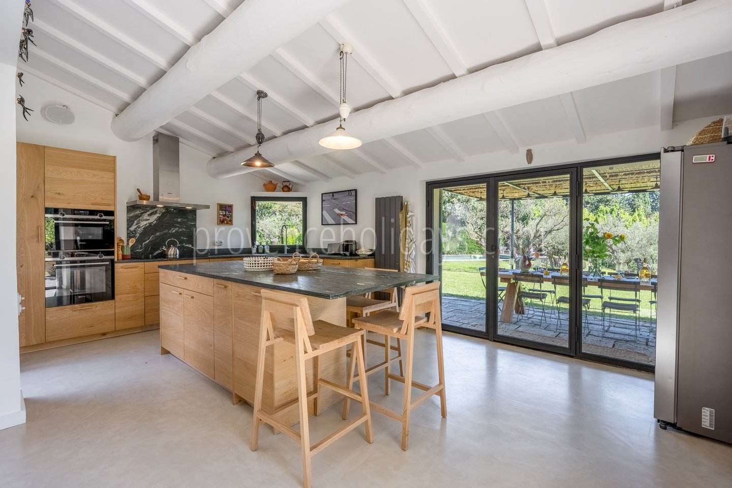 26 - Mas de la Burlande: Villa: Interior