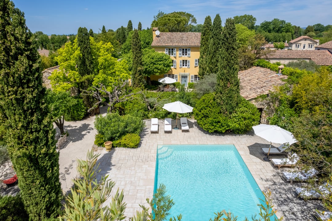 Village House full of character with a Pool