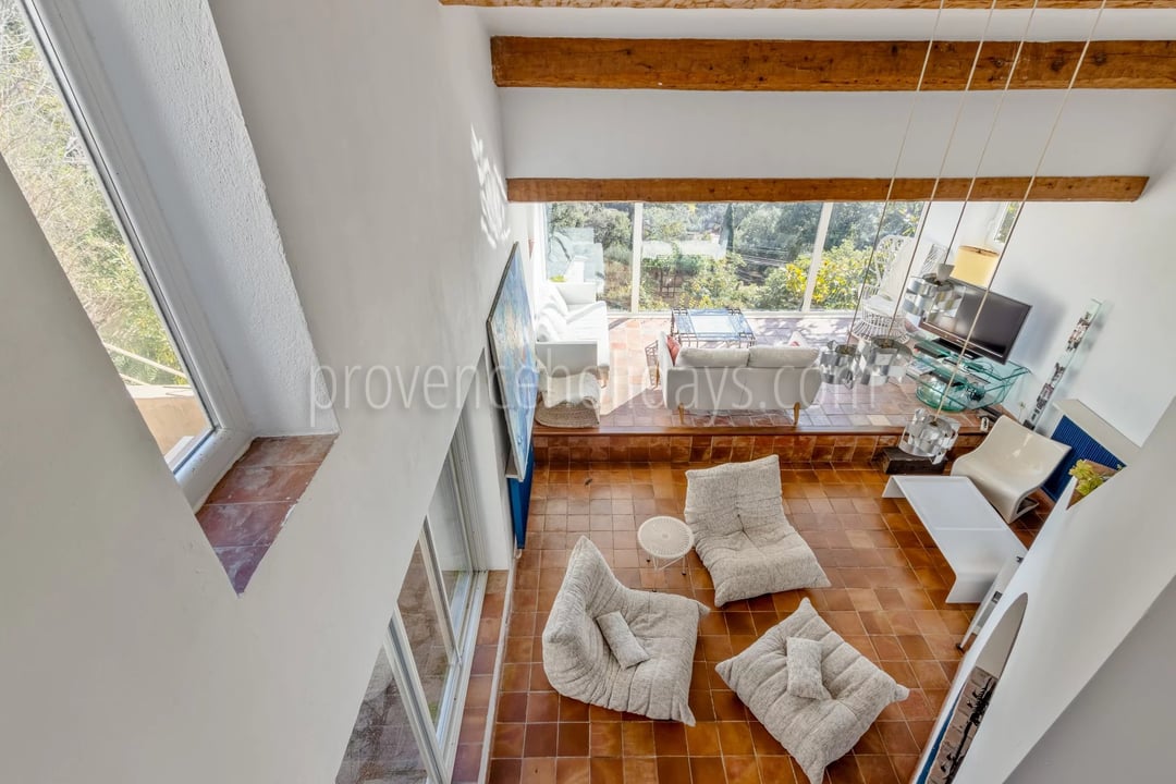 25 - Te renoveren villa in Rayol-Canadel-sur-Mer: Villa: Interior