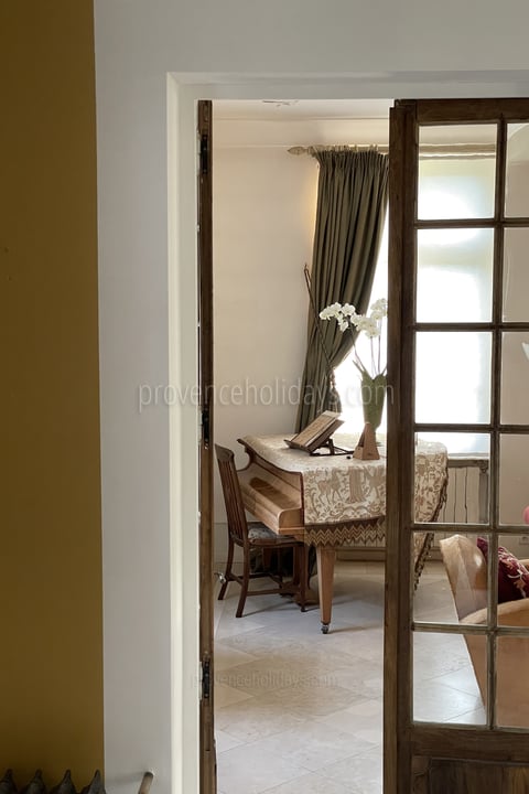 20 - Mas de Séguret: Villa: Interior