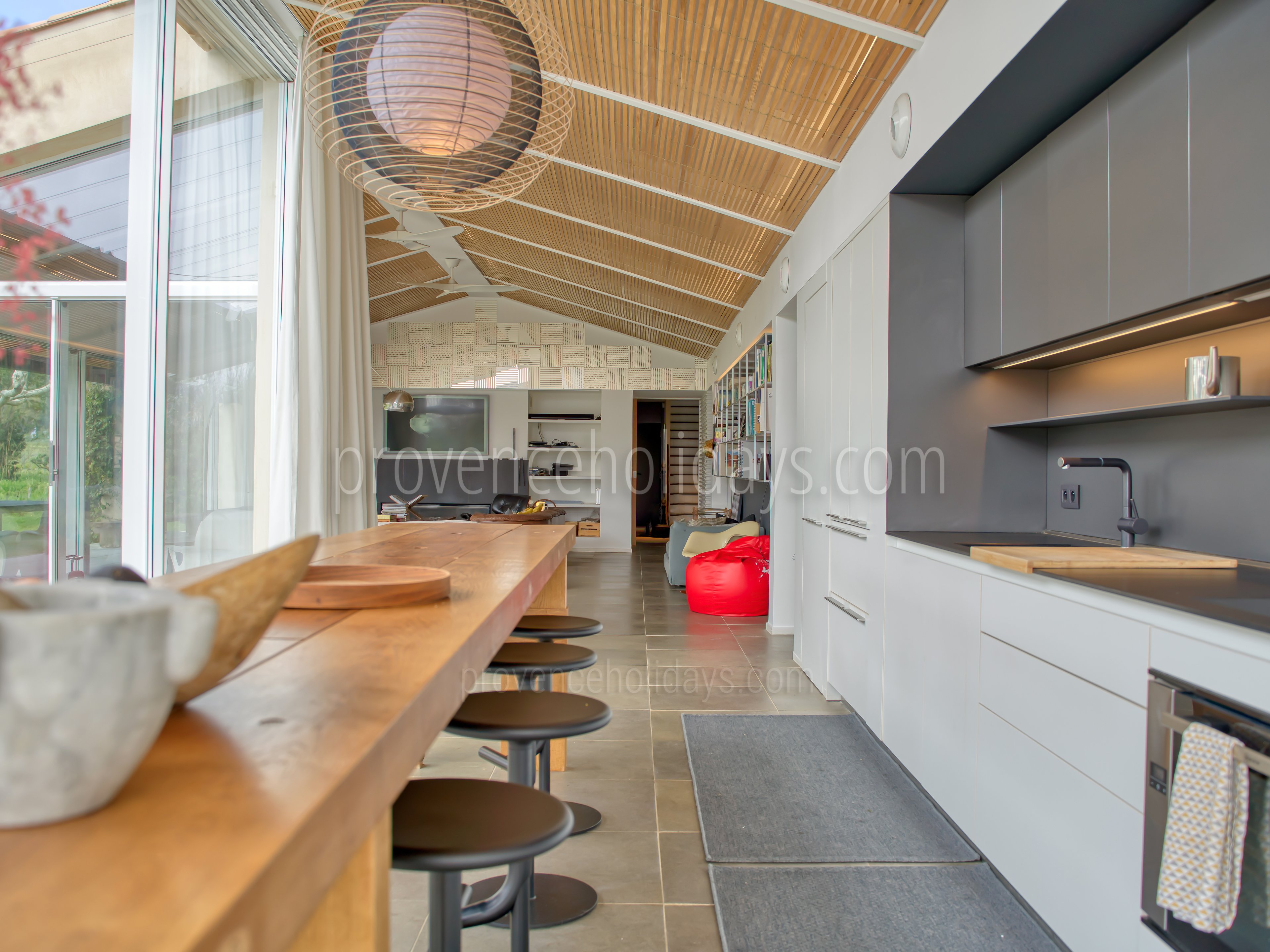 12 - Refuge d\'Azur: Villa: Interior