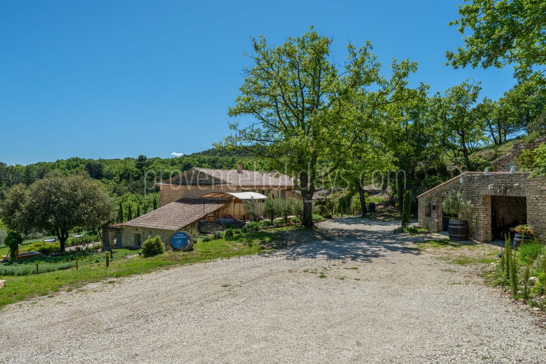 30 - Bastide des Chênes: Villa: Exterior