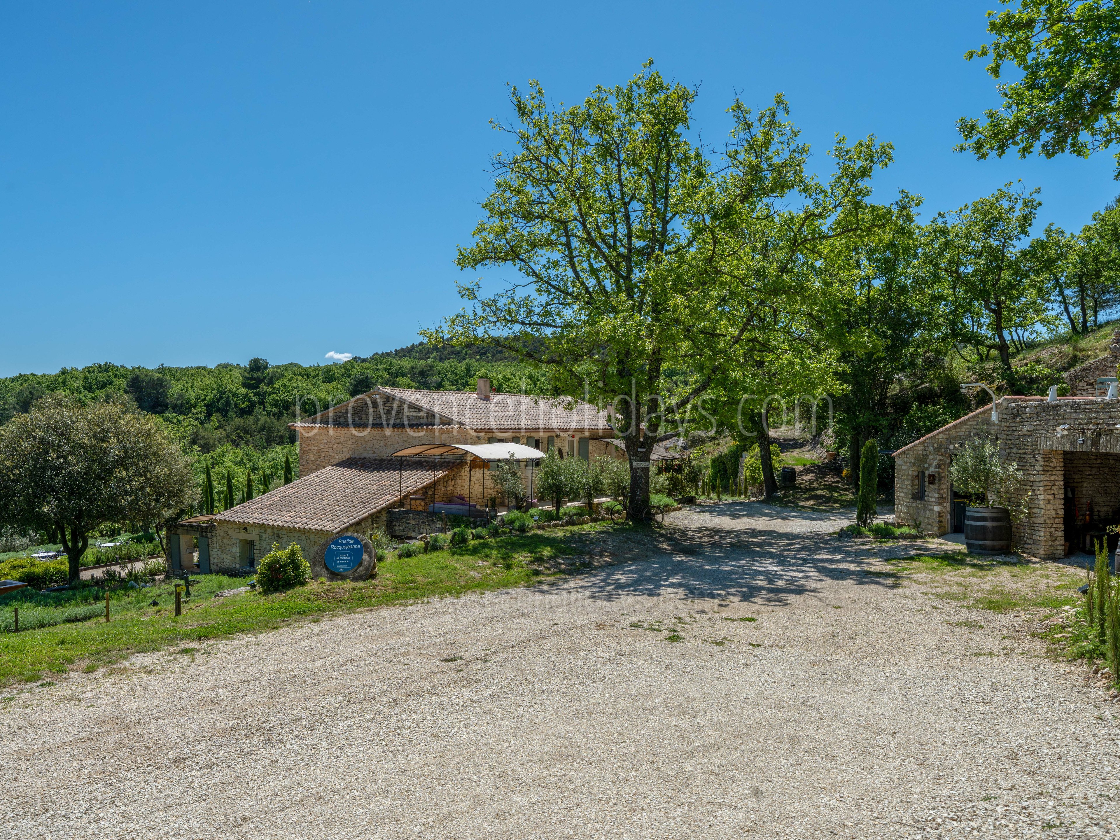 30 - Bastide des Chênes: Villa: Exterior