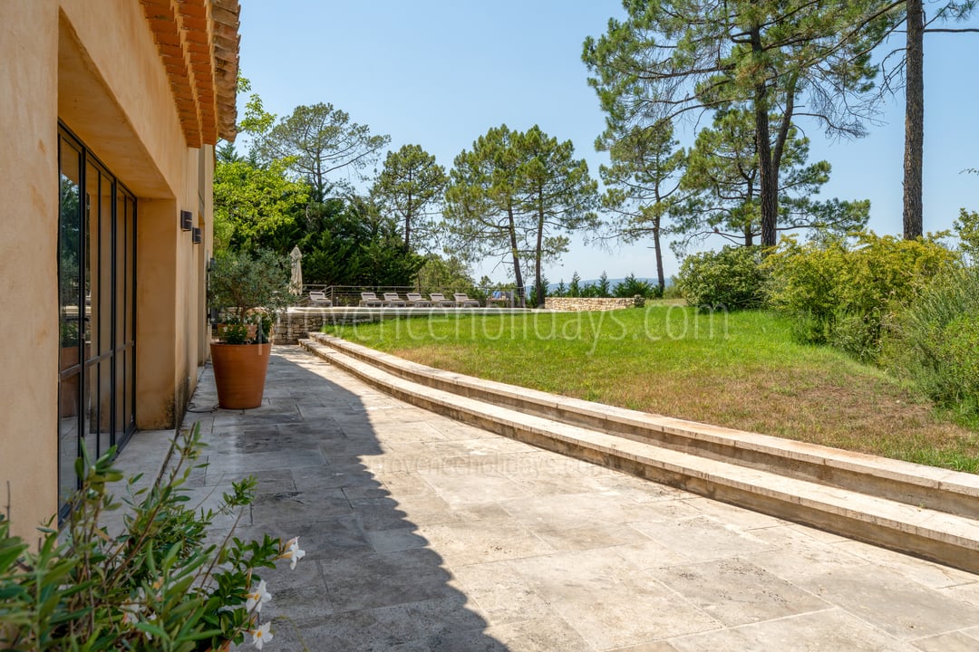 30 - La Maison des Ocres: Villa: Exterior
