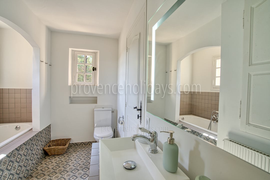 19 - Azur Horizon: Villa: Bathroom