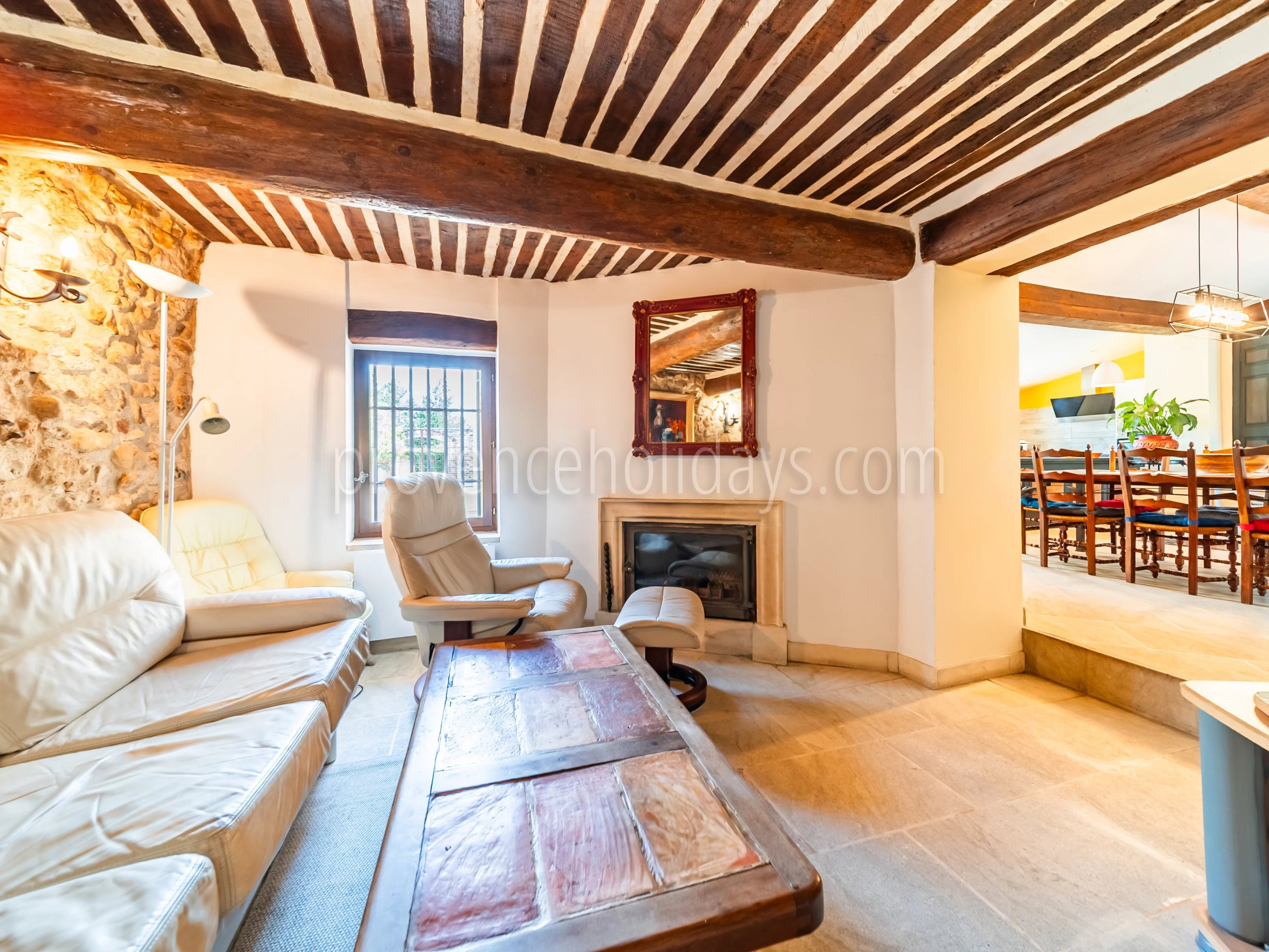 12 - Characterful mas in Bonnieux: Villa: Interior