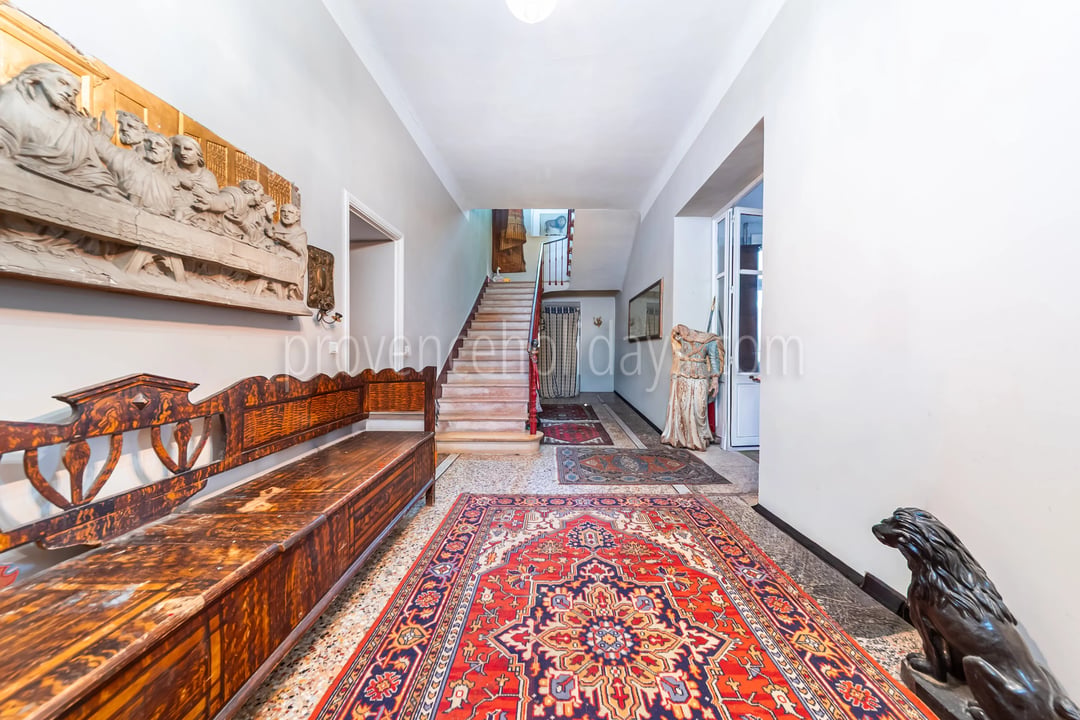 3 - Bourgeois residence in L\'Isle-sur-la-Sorgue: Villa: Interior