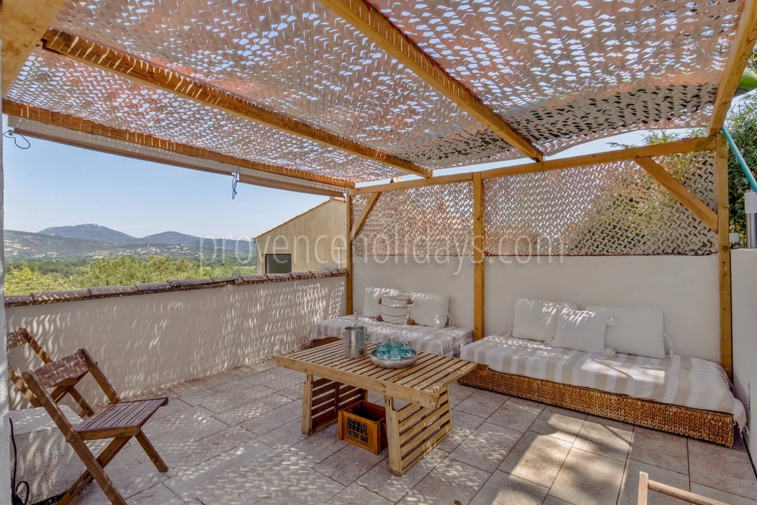 31 - Quiet house in Gassin: Villa: Exterior