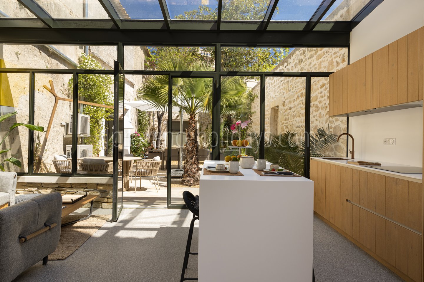 19 - Le Joyau de Paradou: Villa: Interior