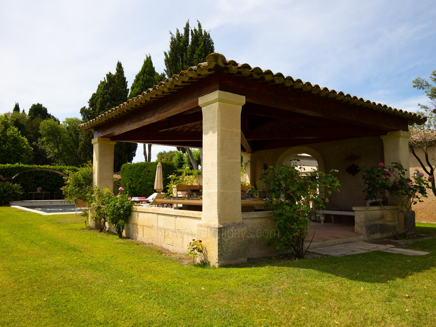 65 - Le Domaine des Cyprès: Villa: Exterior