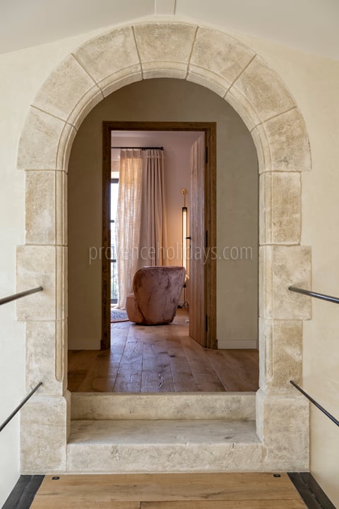 152 - Le Loup des Alpilles: Villa: Interior
