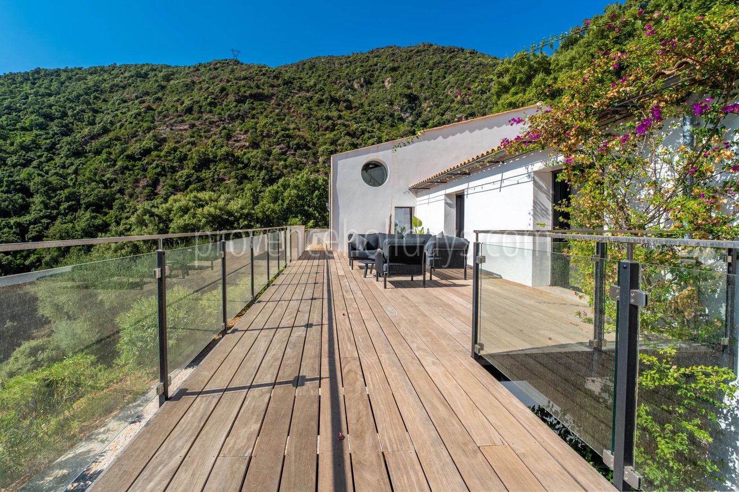 Hedendaagse villa in Cavalaire-sur-Mer - 37