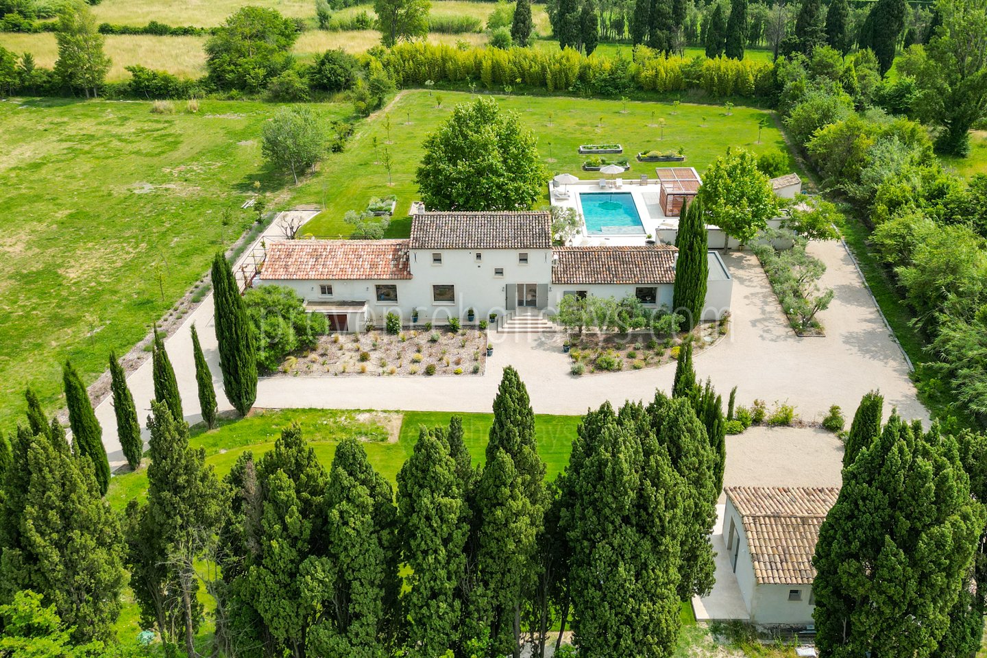 6 - Le Mas du Rollier: Villa: Exterior