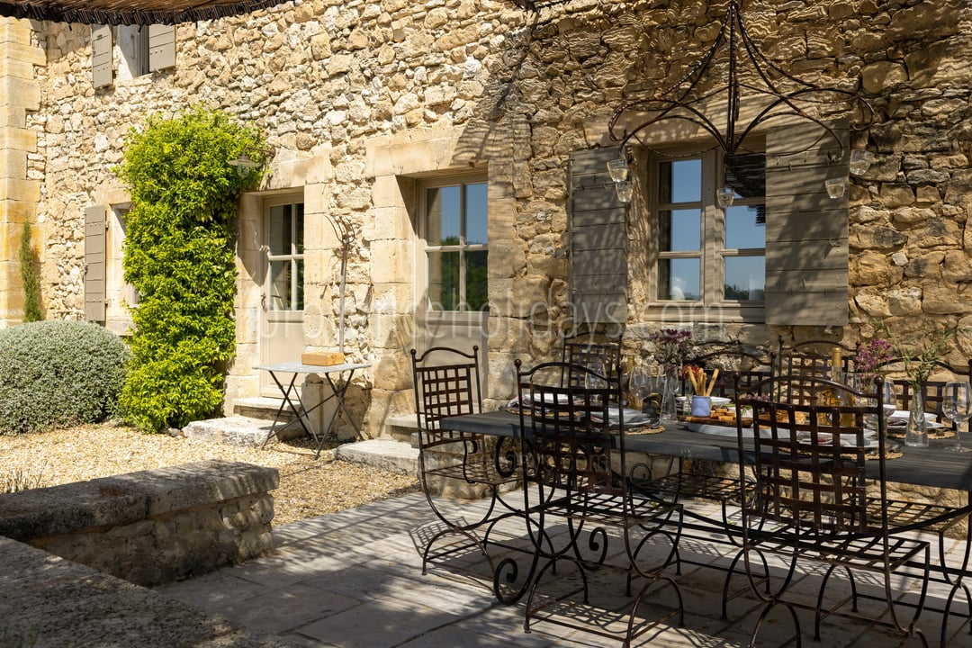 4 - Le Mas de Murs: Villa: Exterior