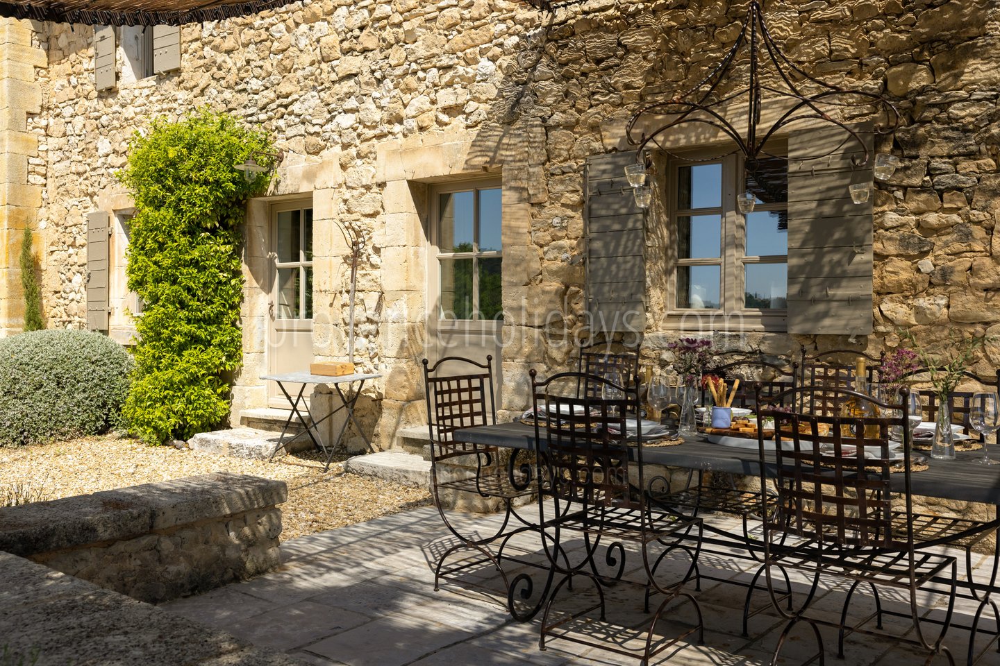 4 - Le Mas de Murs: Villa: Exterior