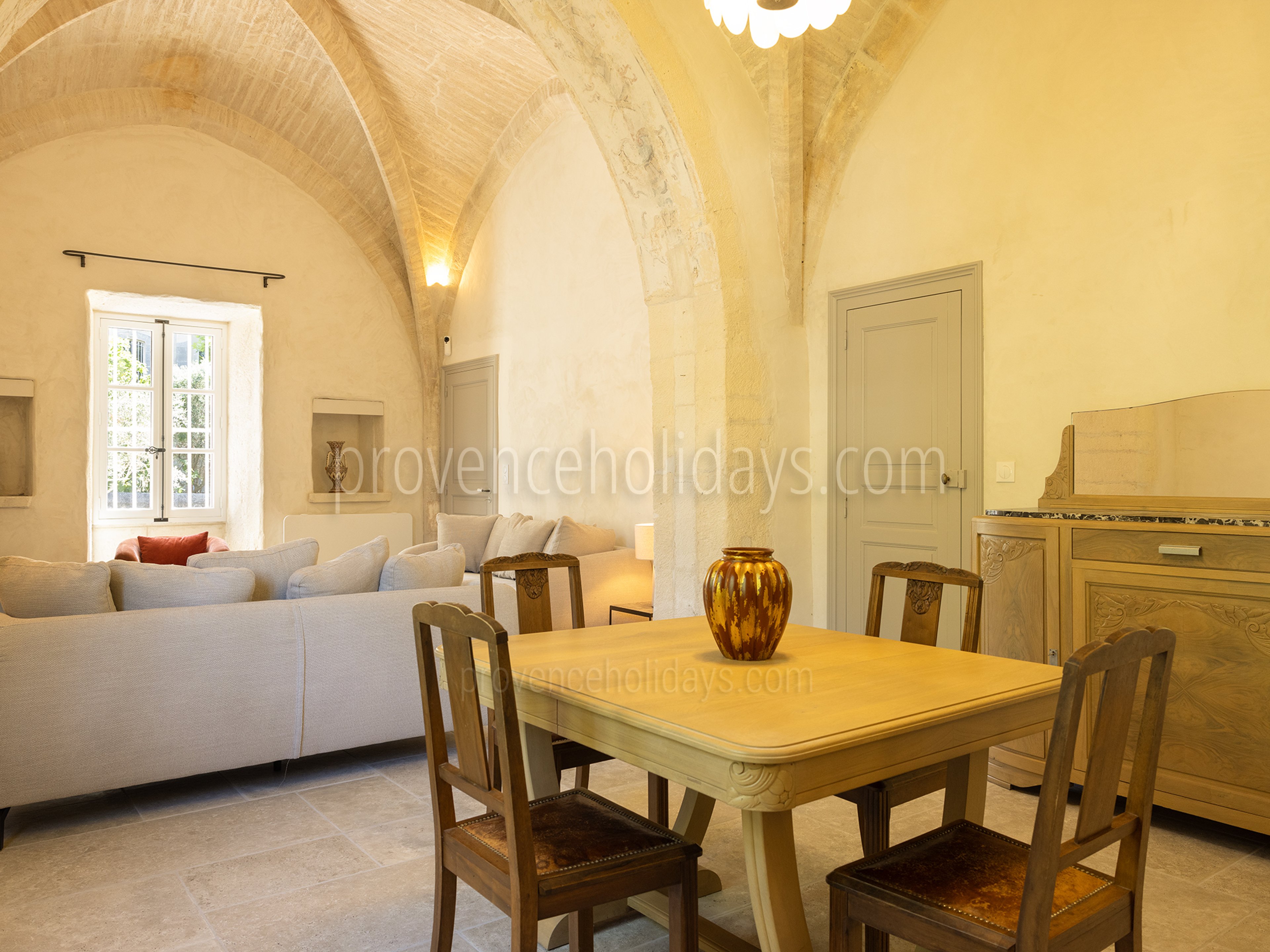 36 - Maison de la Chapelle: Villa: Interior