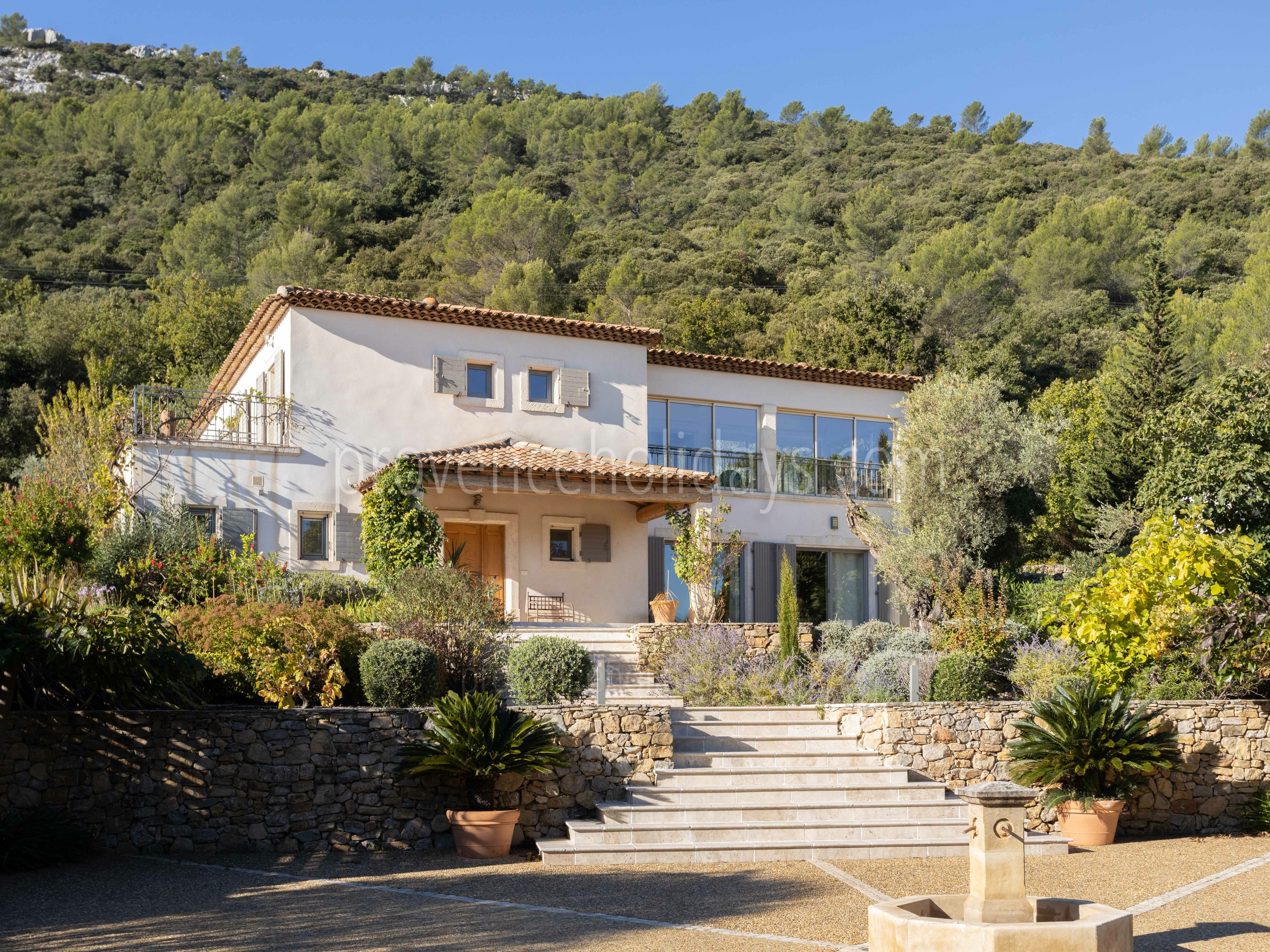 15 - Mas de la Colline: Villa: Exterior