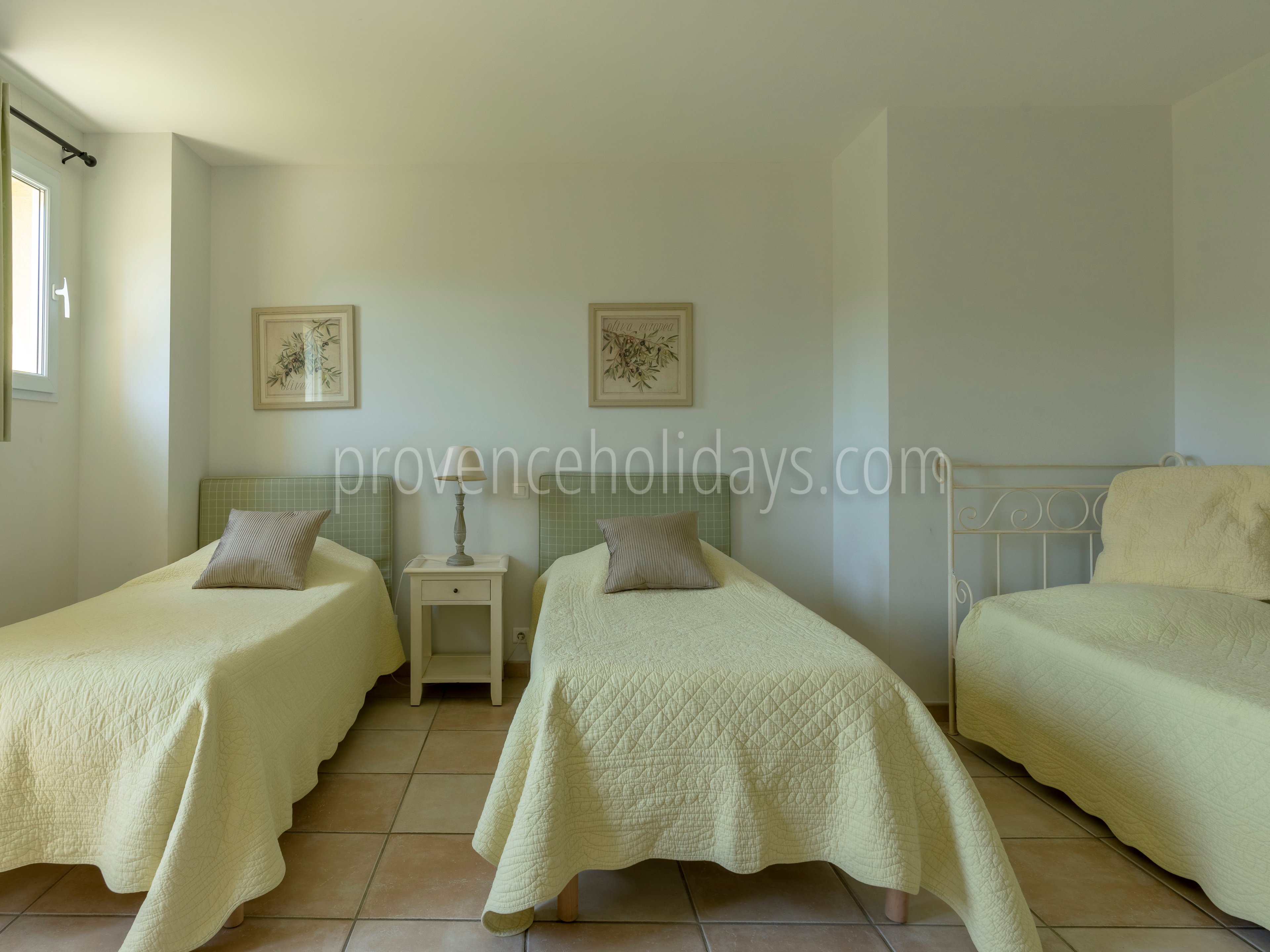 47 - Chez Alare: Villa: Bedroom