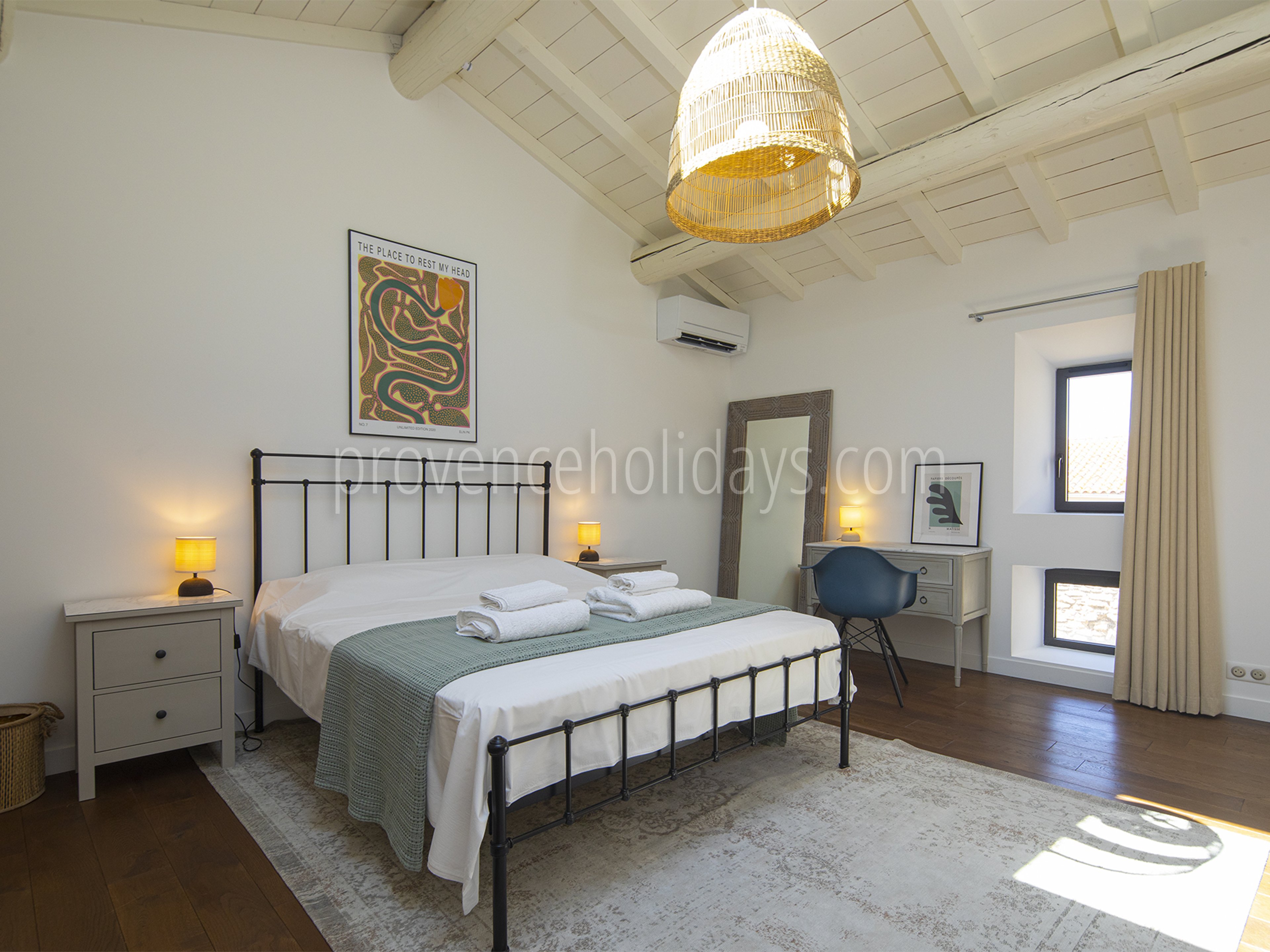 7 - Mas de la Lône: Villa: Bedroom 5