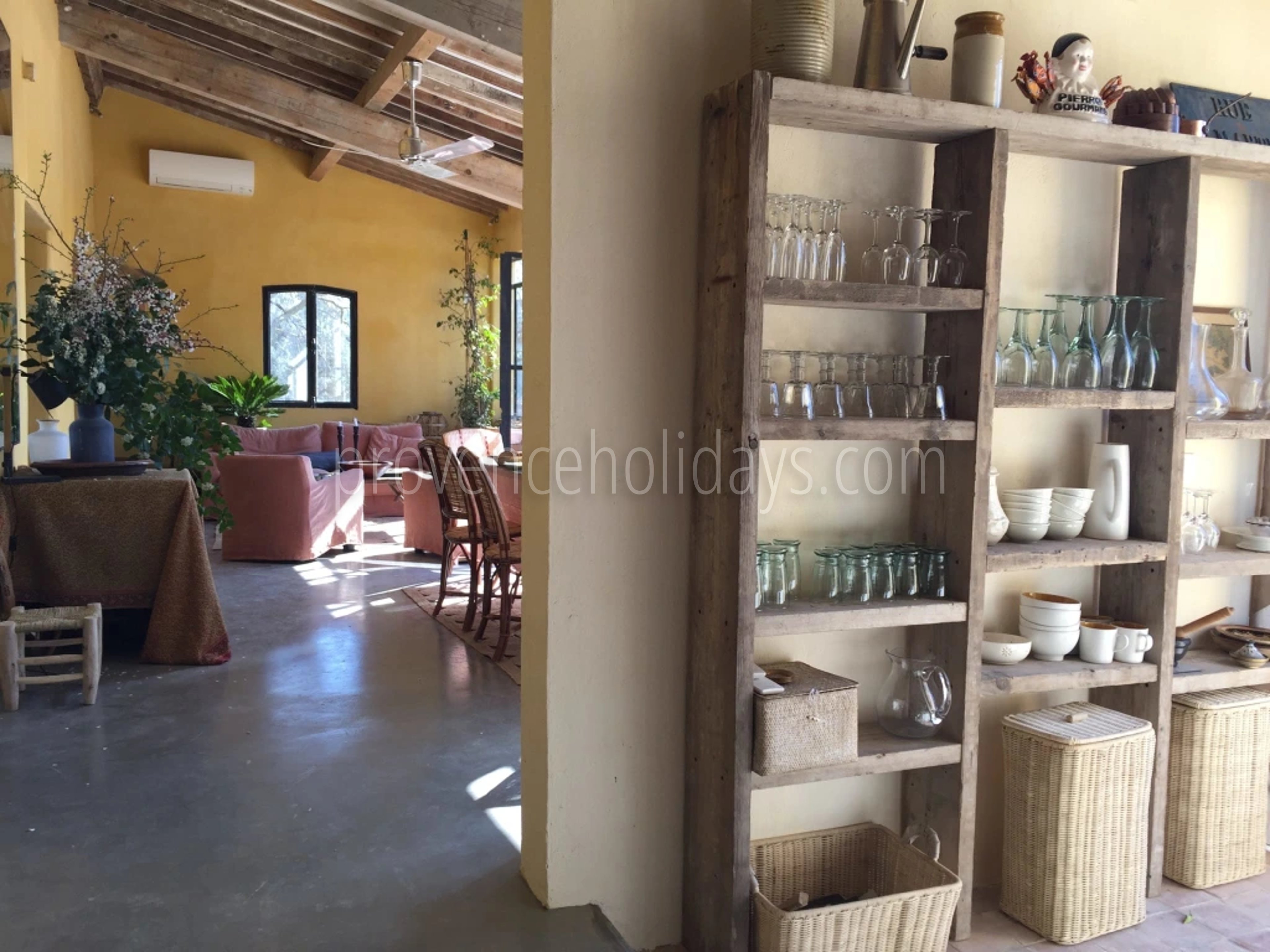 16 - La Bastide Ensoleillée: Villa: Interior