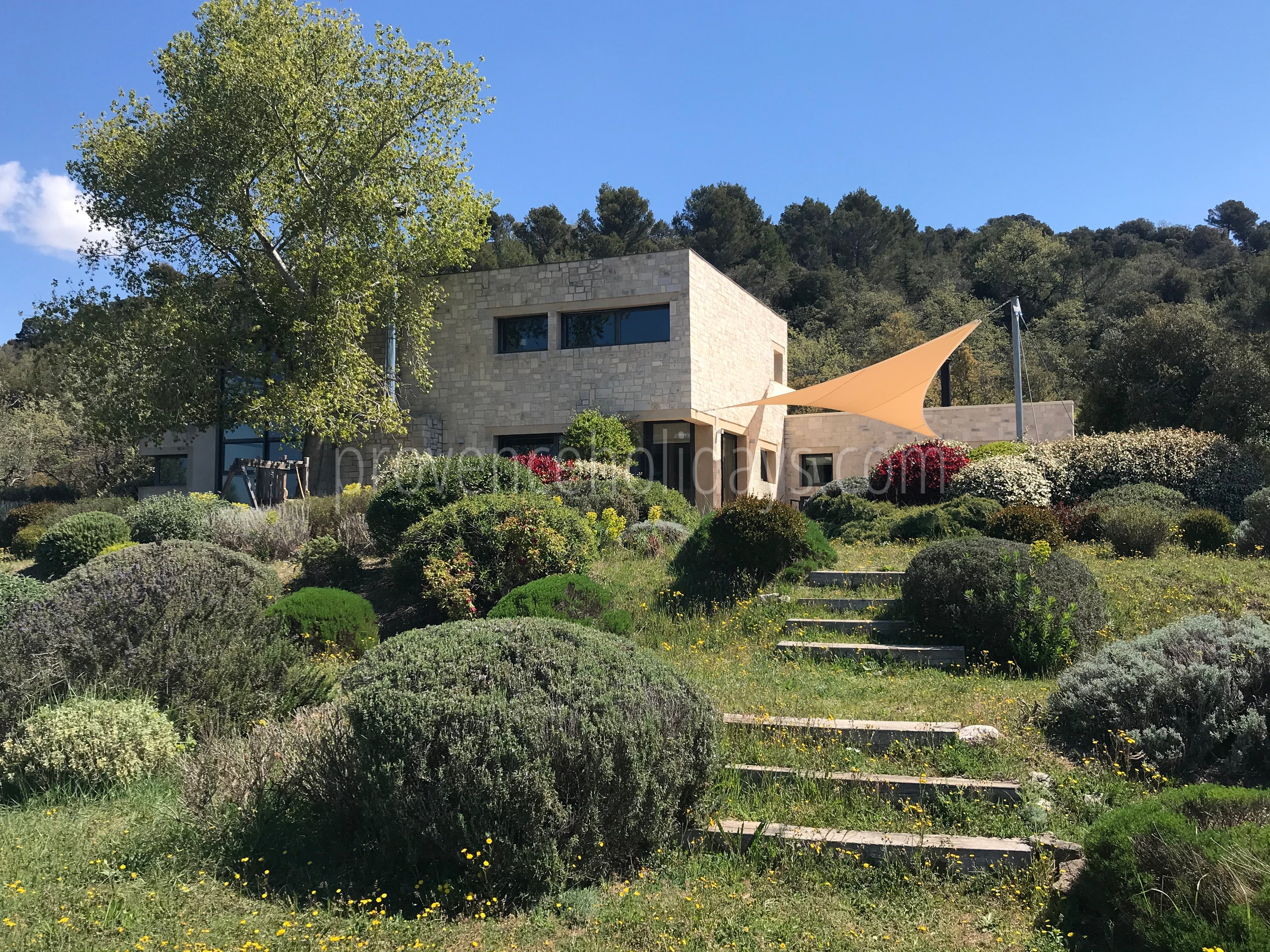5 - Villa Lavandin: Villa: Exterior
