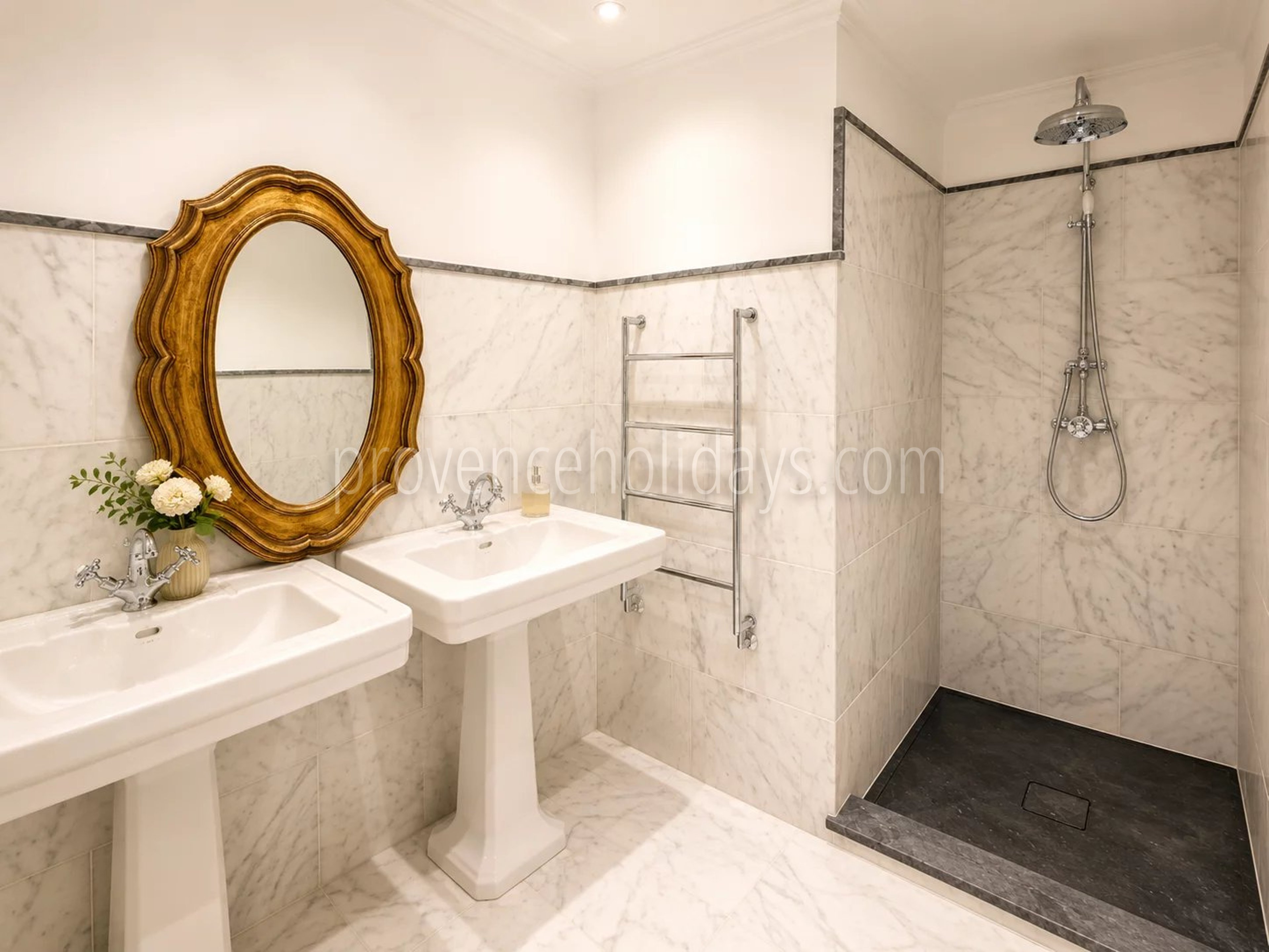 18 - Provençaals huis in Grimaud: Villa: Bathroom
