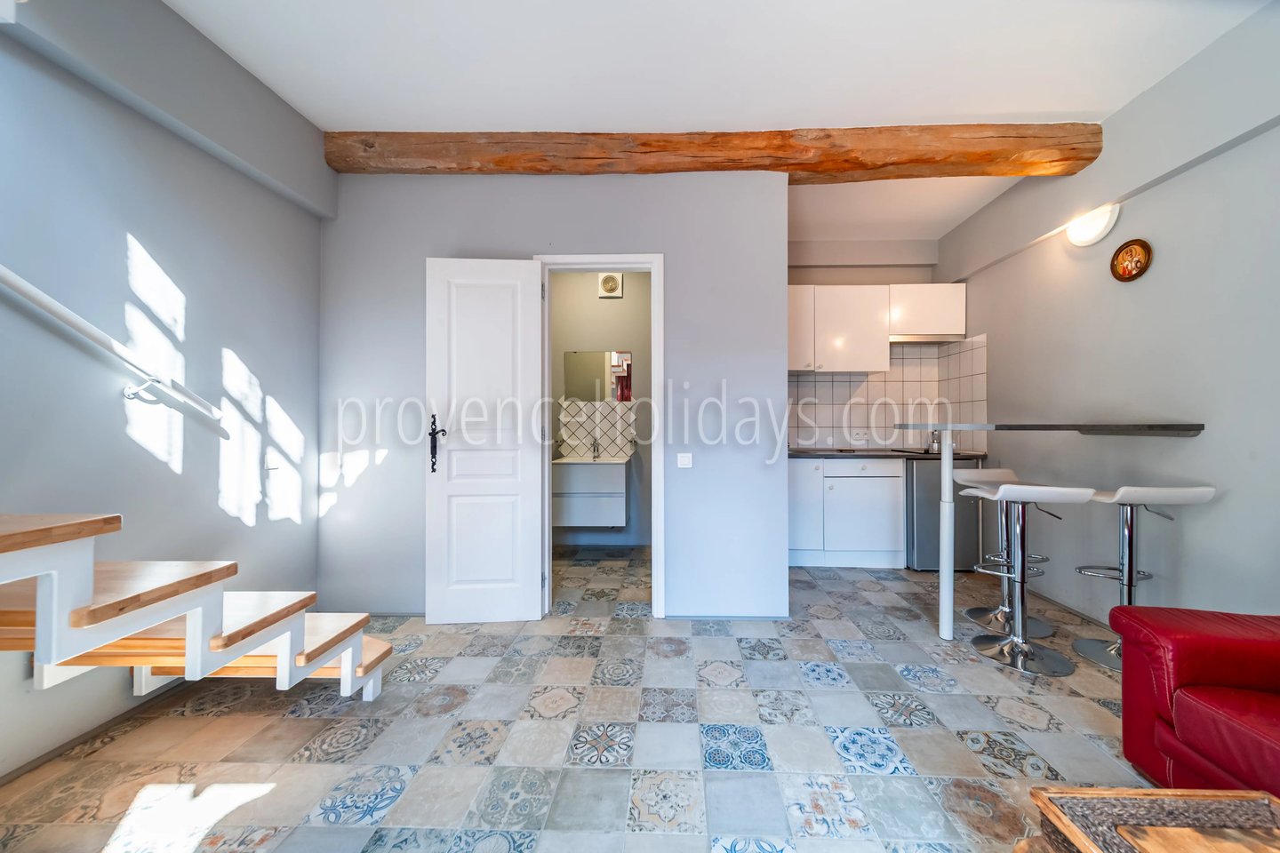 12 - Character estate in Cucuron: Villa: Interior