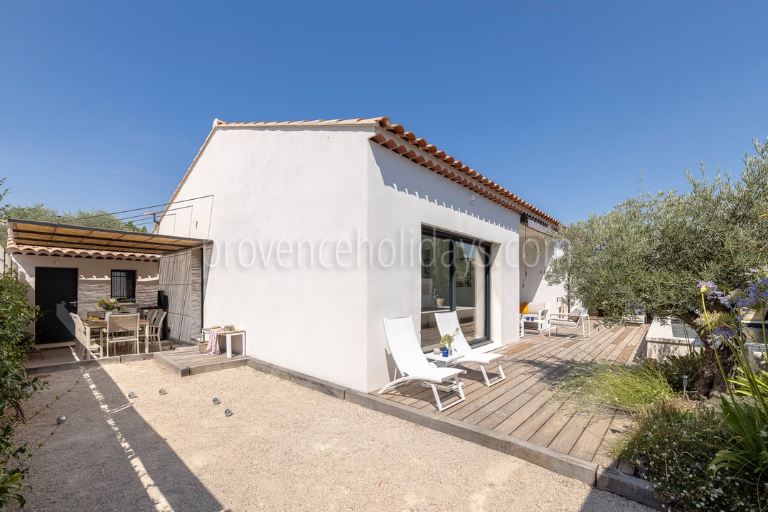 24 - Villa des Cigales: Villa: Exterior