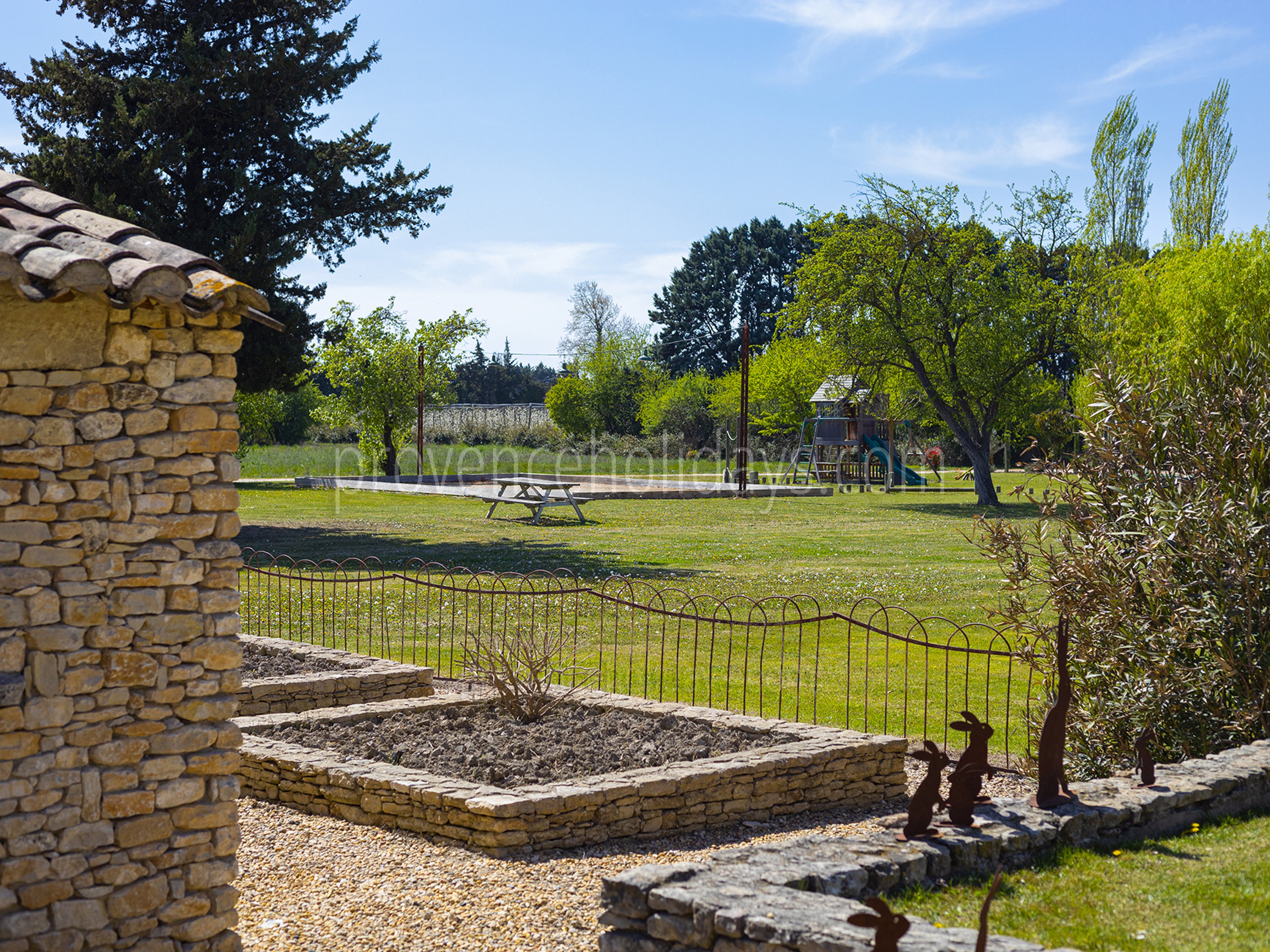 13 - Mas des Vignes: Villa: Exterior