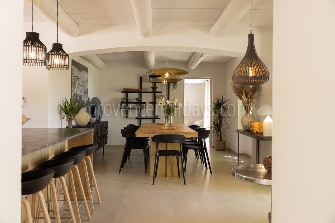 22 - Le Mas des Lauriers: Villa: Interior