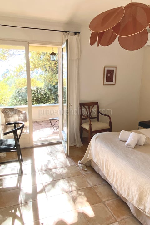47 - Mas des Collines du Luberon: Villa: Bedroom