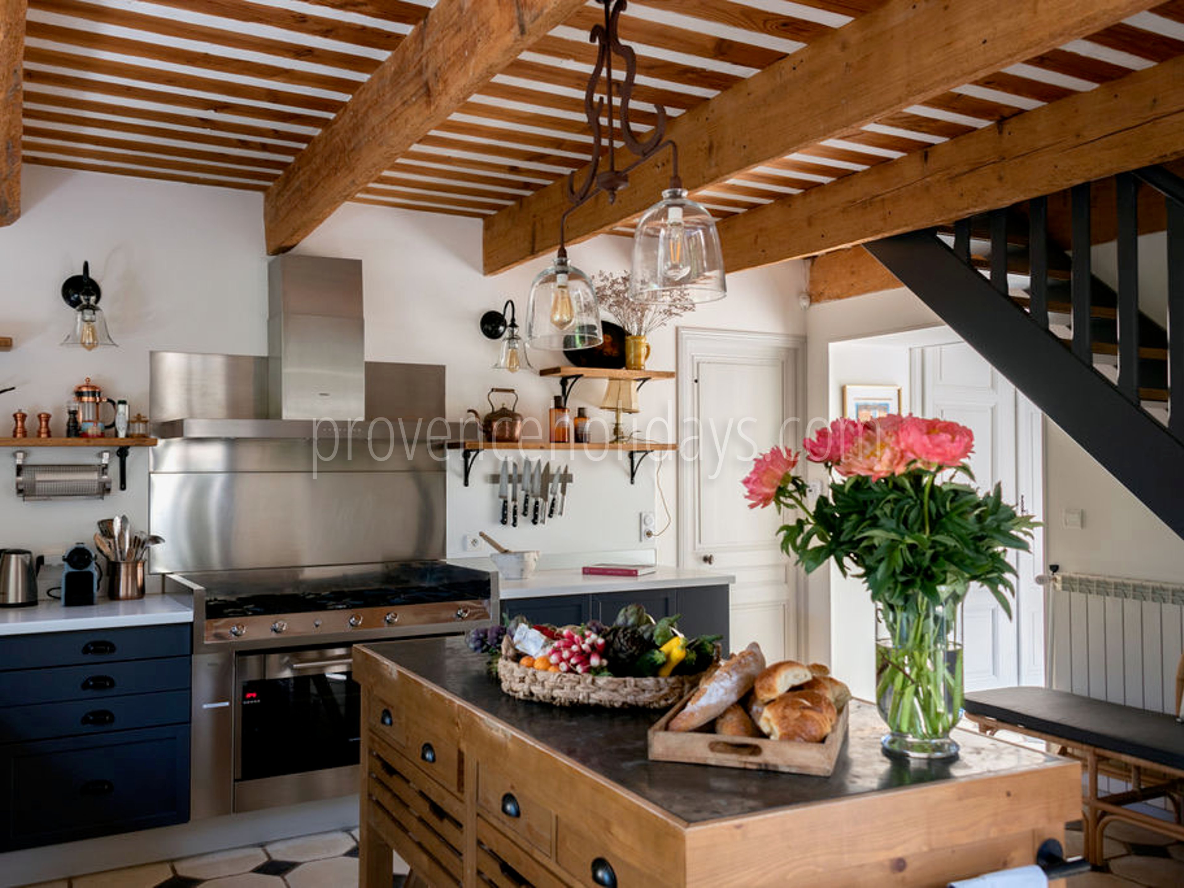 9 - Mas Mouriès: Villa: Interior