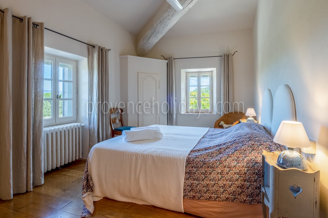 39 - Bastide des Magnans: Villa: Bedroom