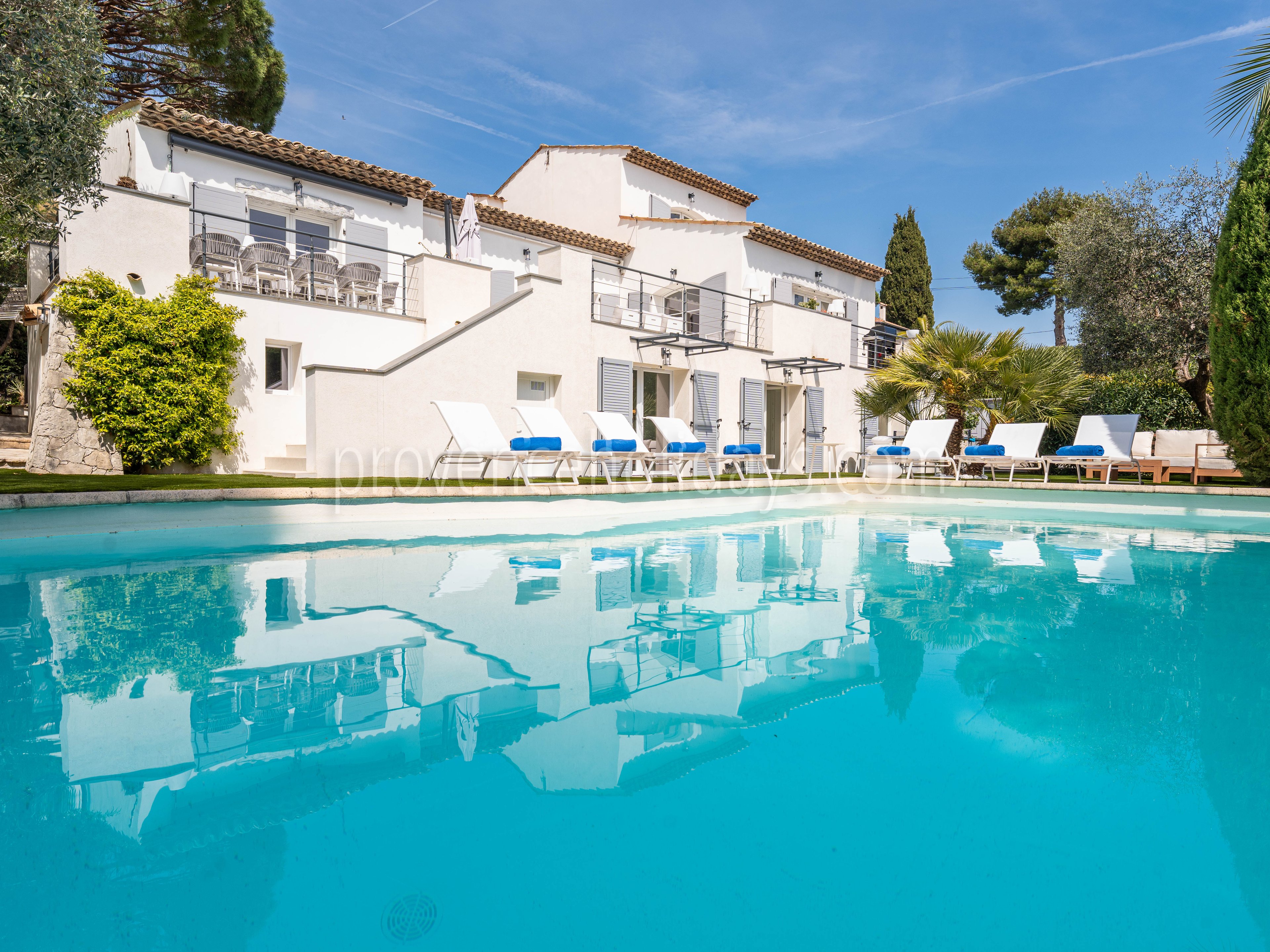 -5 - Villa Croisette: Villa: Pool
